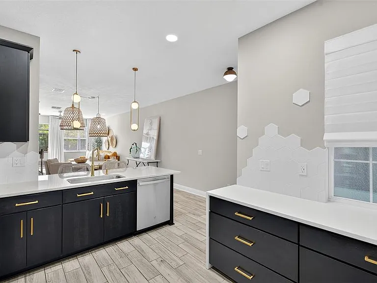 2419 Foggy Creek Cir — Photo 8