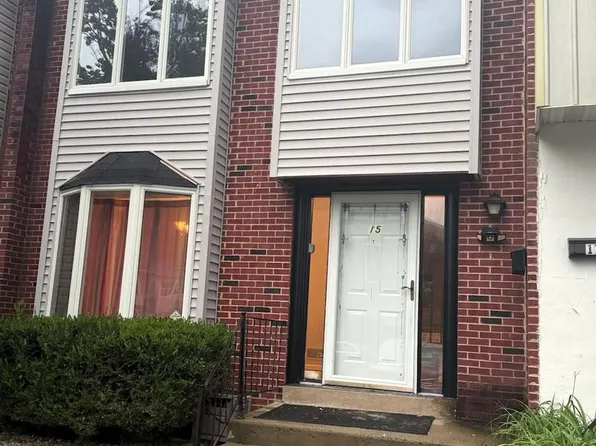 15 Antioch Ct, New Castle, DE 19720
