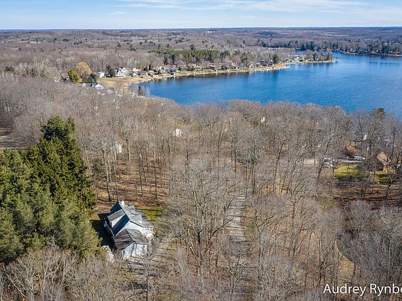 2nd image of 1367 W Shady Dr