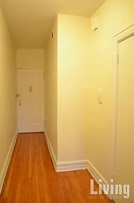 Rented by Living New York | media 15