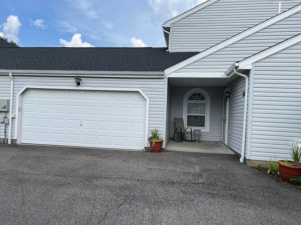 210 Huckleberry Ct