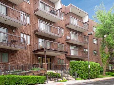 300 E Dundee Rd #409, Buffalo Grove, IL, 60089