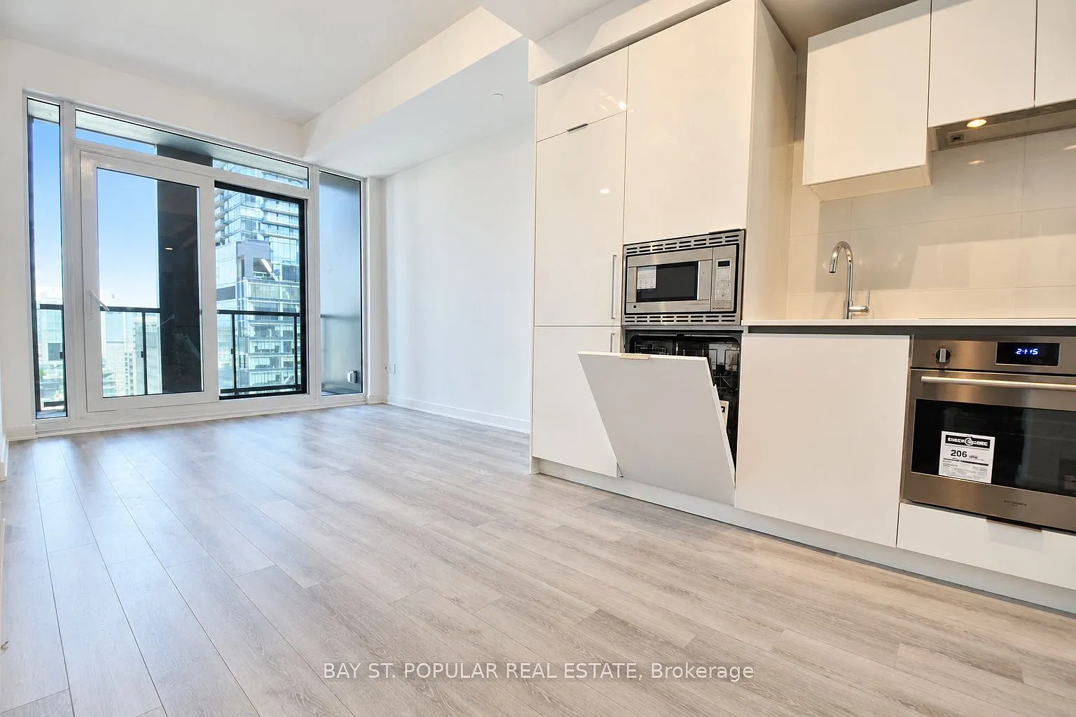 1 bed, $2,400 — Photo 2