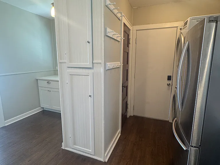 200 Elm St — Photo 14