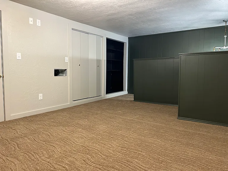 827 W Main St #1 — Photo 13