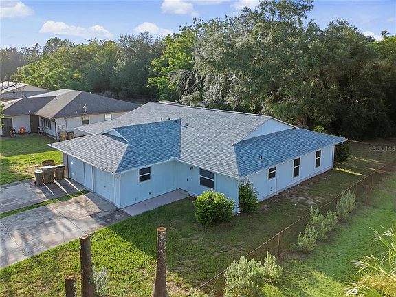 3rd image of 2429 Centennial Blvd