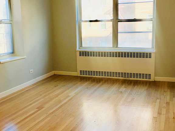 3rd image of 6766 108th St APT D4