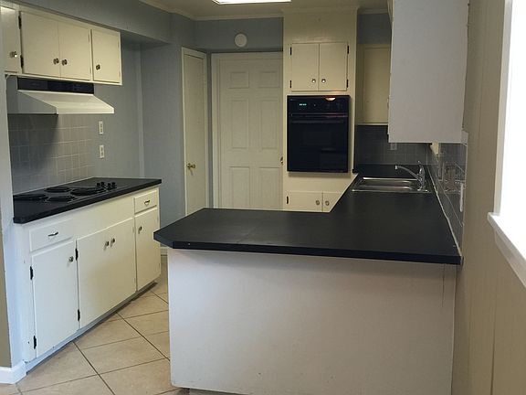 5th image of 232 Forest Dr