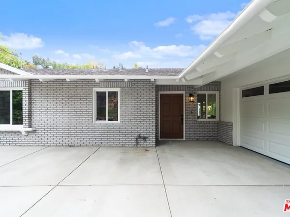 3483 Woodcliff Rd, Sherman Oaks, CA 91403
