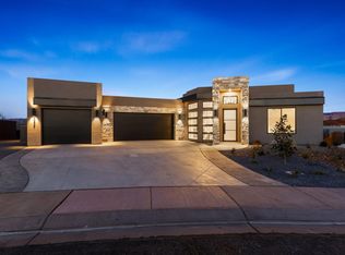 3257 S Drifting Dunes Ln, Hurricane, UT 84737