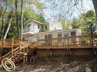 7940 Tipsico Lake Rd, Holly, MI 48442