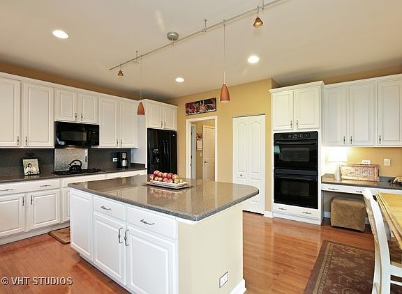 5th image of 10298 Central Park Blvd