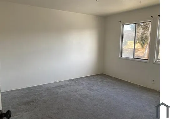 315 E Pomona Blvd #C — Photo 9