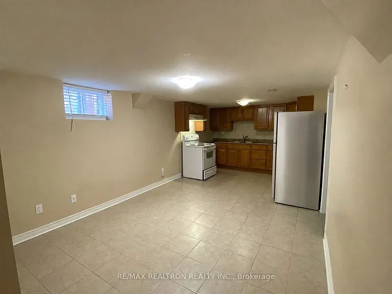 260 Axminster Dr #BASEMENT — Photo 5