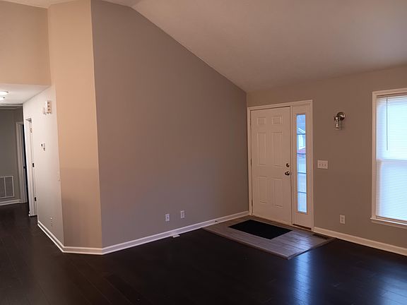 2nd image of 509 Hickory Rd