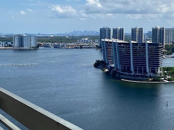 3rd image of 19101 Mystic Pointe Dr APT 3002