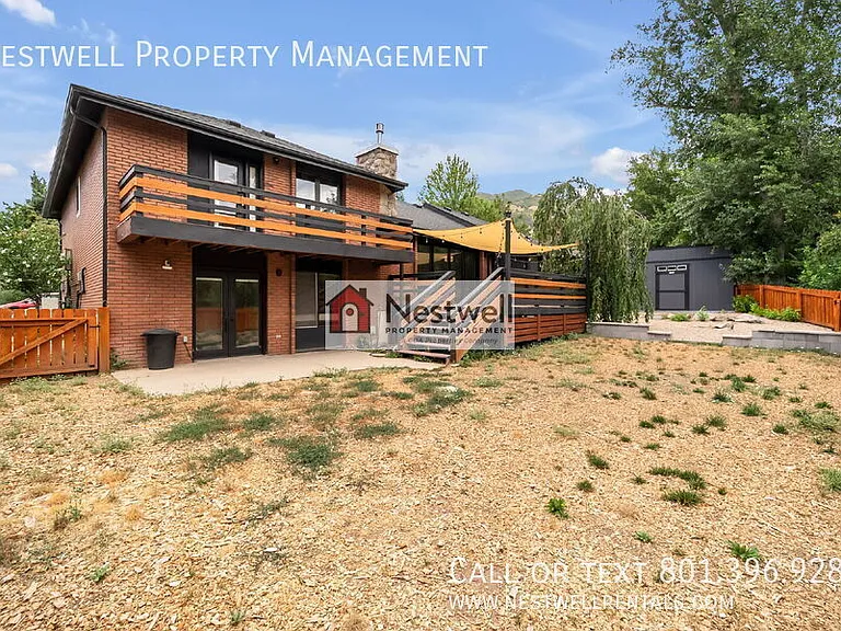 659 W Halifax Ct — Photo 36