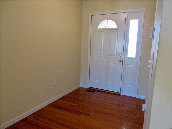 5th image of 6821 Kensington Dr