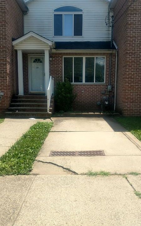 1st image of 66 Wilbur St