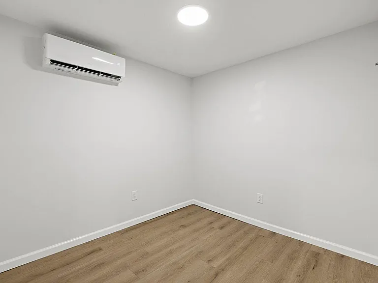 173 Van Horne St #1 — Photo 19