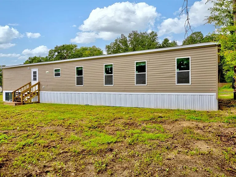 8595 NW 13th Ct — Photo 38