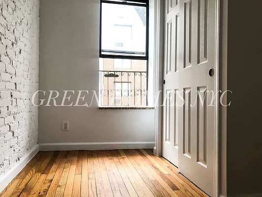 Rented by Green Home NY Realty LLC | media 17