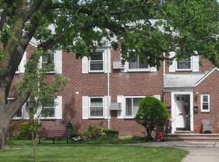 73-13 255th St. #FL 2ND, Glen Oaks, NY 11004