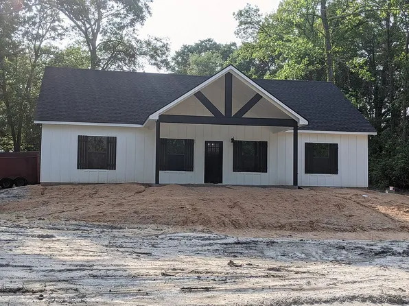 132 Connie Ln, Lufkin, TX 75904