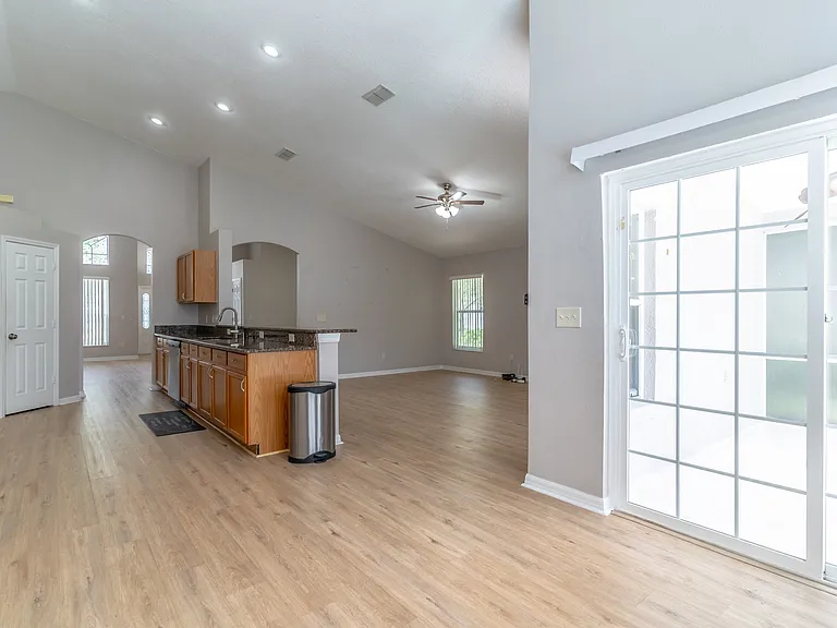 102 Ivy Brook Ct — Photo 24