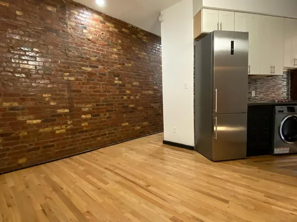 346 East 13th Street image 1 of 14