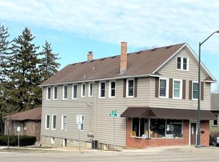 1108 W Main St, St Charles, IL 60174