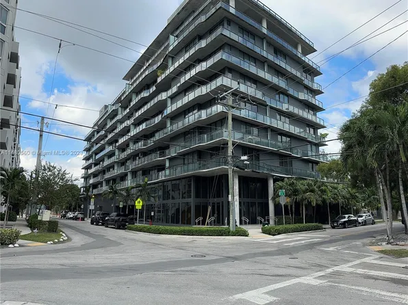 201 SW 17th Rd #312, Miami, FL 33129