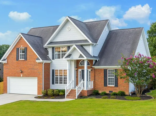 8316 Stillwater Cir, Ooltewah, TN 37363