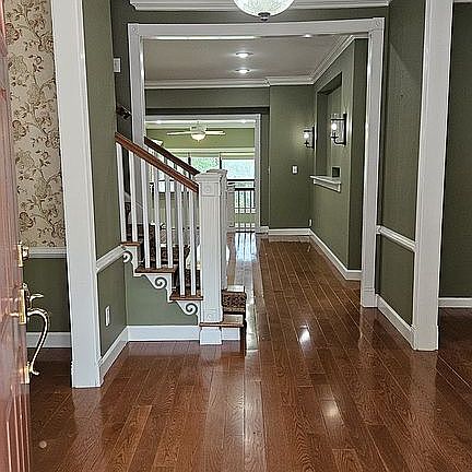 4th image of 2 Shea Hill Dr