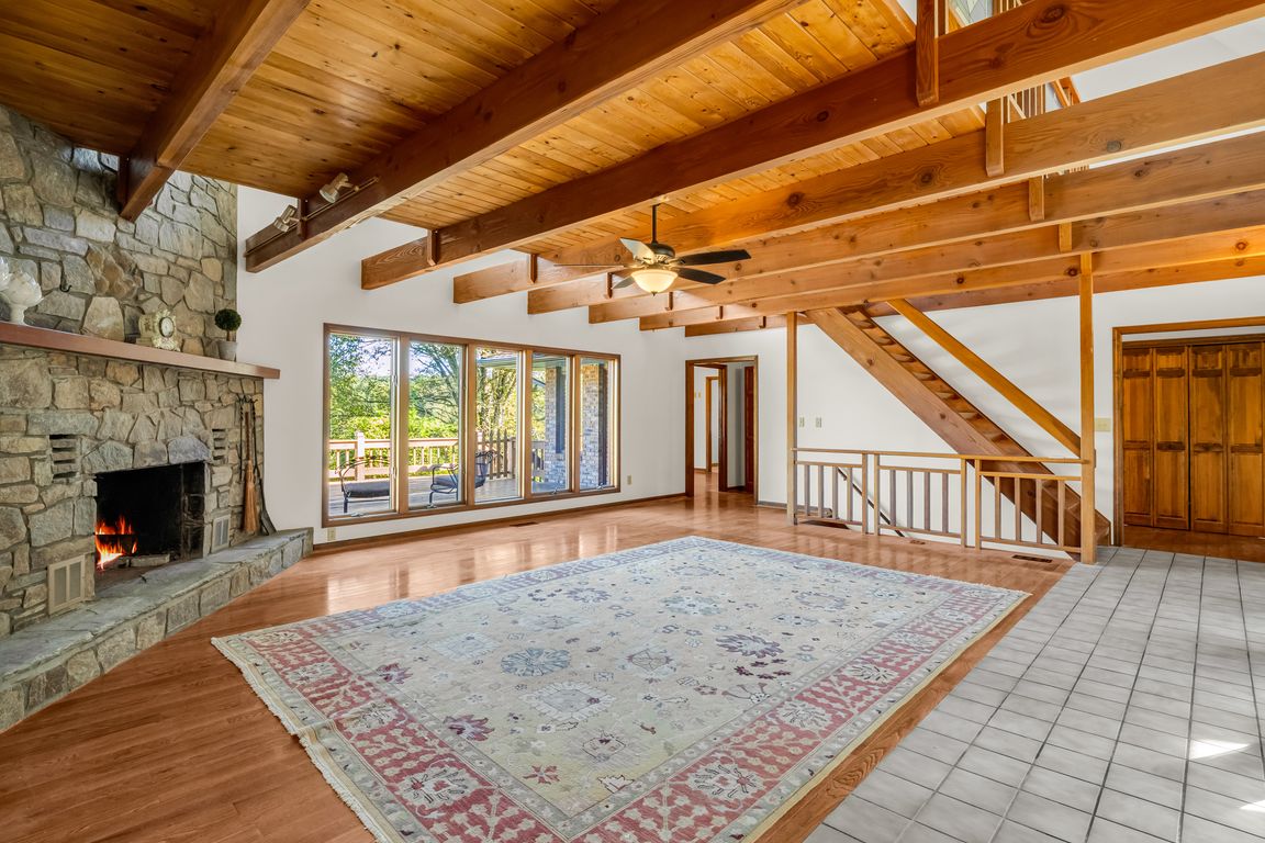 next background image