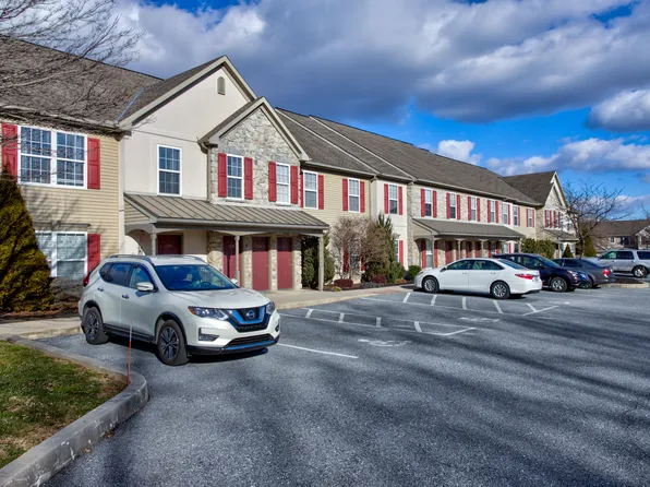 1306 Hammon Ave, Ephrata, PA 17522