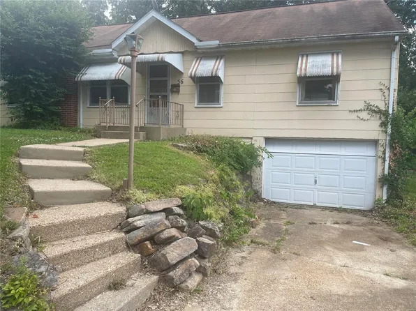 56 Rolla Gardens Dr, Rolla, MO 65401