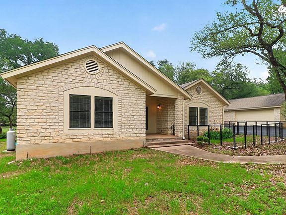 2nd image of 128 Mockingbird Ln