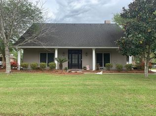 17208 Trinidad Dr, Prairieville, LA 70769