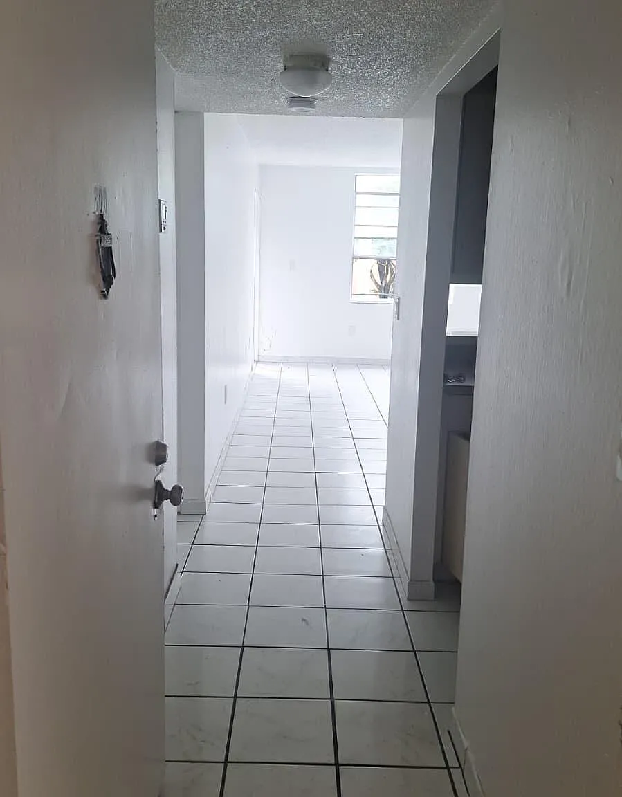 1 bed, 725 sqft, $1,745 — Photo 3