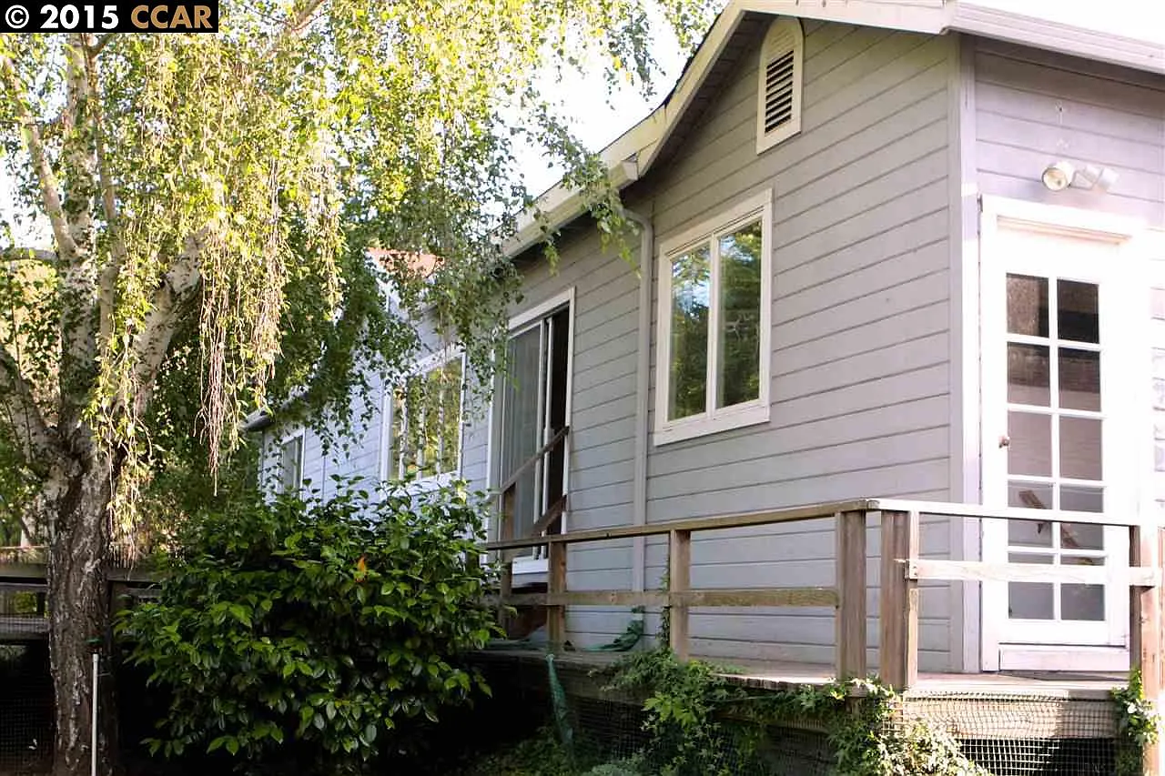 4441 Canyon Way photo 1