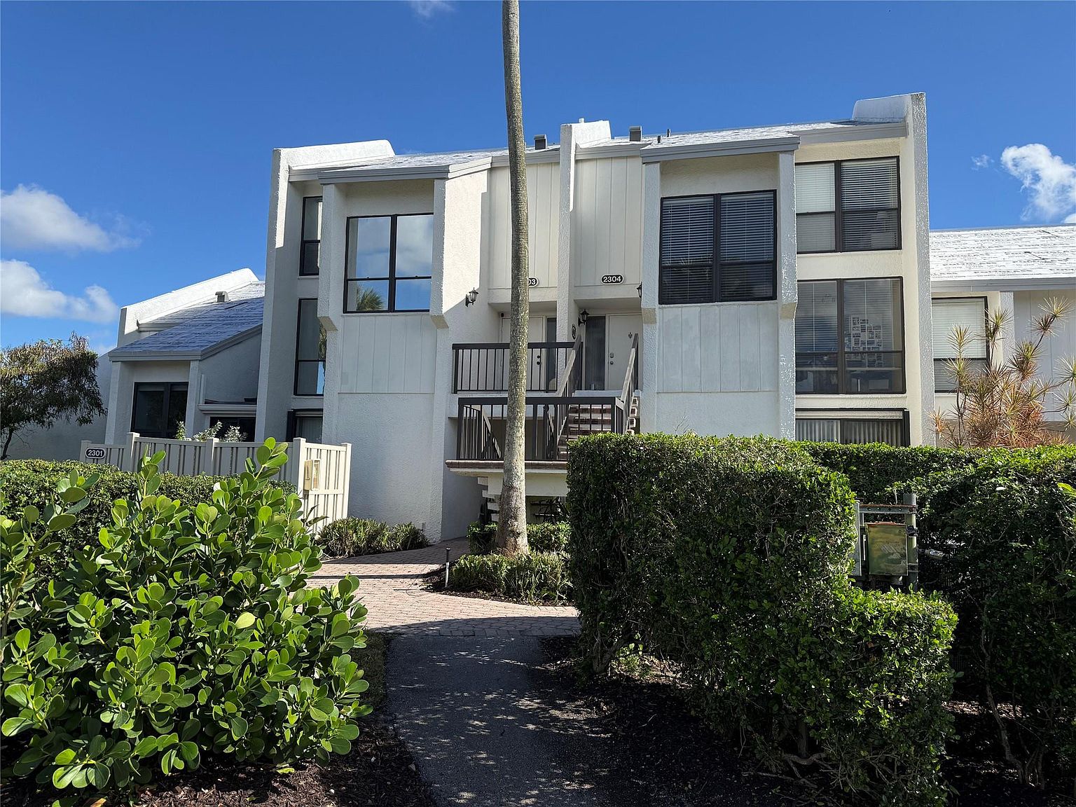 2303 Bridgewood Drive #2303