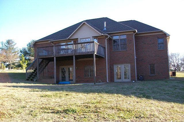 2nd image of 112 Lakewood Dr