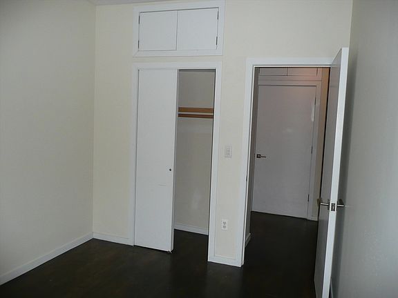 2nd image of 886 Franklin Ave #1RU