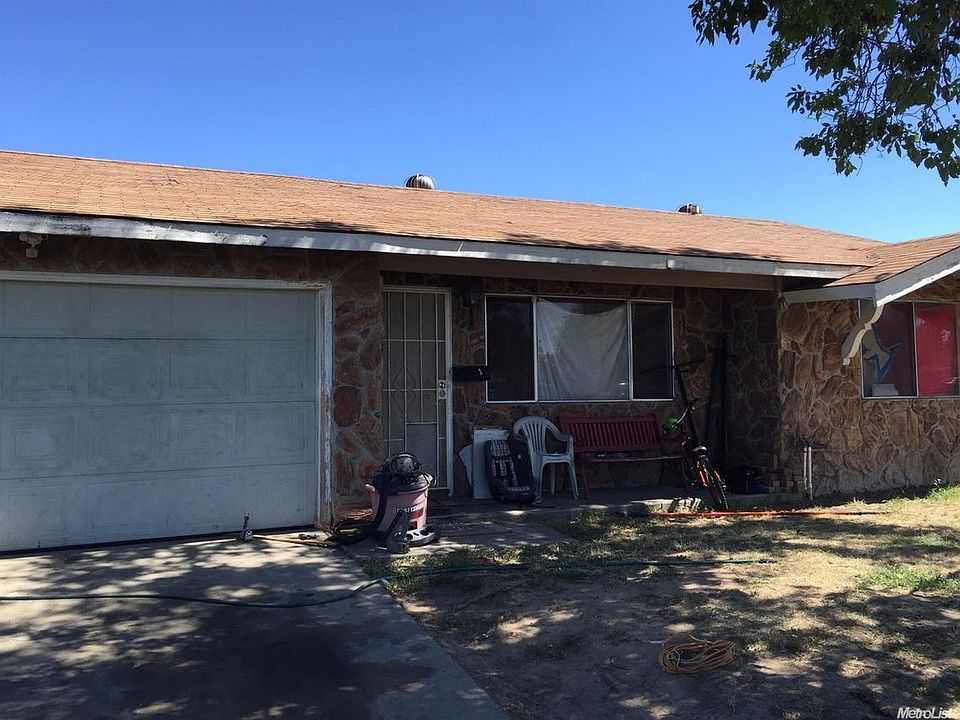 1st image of 4249 Elkhorn Blvd