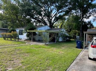 910 W River Heights Ave, Tampa, FL 33603