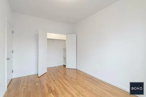 Rented by Bond New York | media 3
