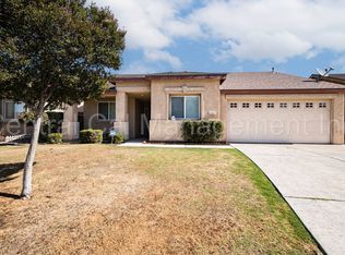 2506 Berkshire Rd, Bakersfield, CA 93313