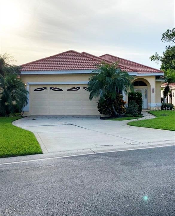 1st image of 1122 Shoreline Ln