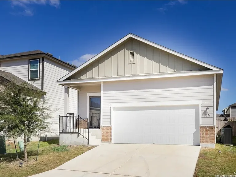 5214 Winding Strm — Photo 1